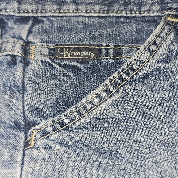3 for $25 / Wrangler jeans - Picture 3 of 3